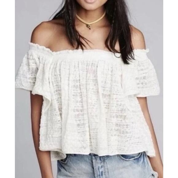 Free People Tops - Free People Women’s S Thrills + Frills off Shoulder Lace Top - Read